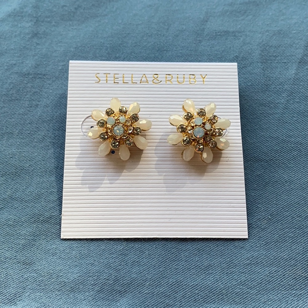 Stella & Ruby Flower/Stone Earrings